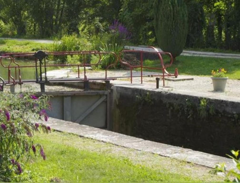 Le Clos Du Murier Chassignelles Zewnętrze zdjęcie